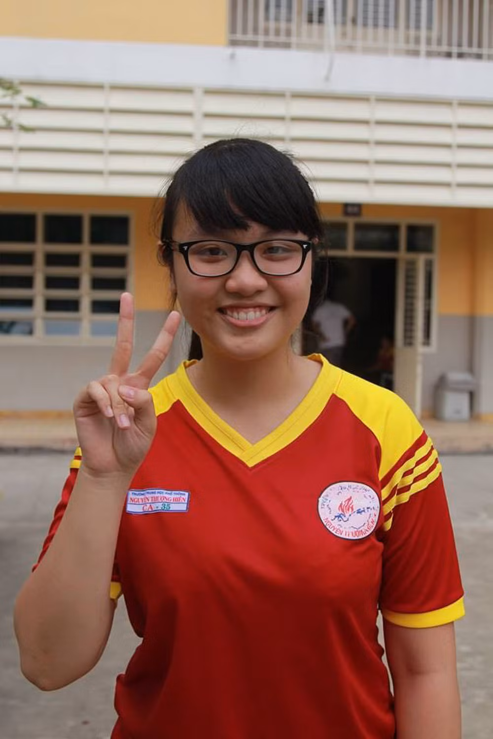 Thủy Tiên kể, cô bắt đầu mập lên từ những năm học cấp 3. Áp lực ôn thi đại học khiến cô nữ sinh thèm ăn, đặc biệt là đồ ngọt. Chính vì vậy mà gái xinh quê Đồng Tháp bị tăng cân nhanh “chóng mặt”.