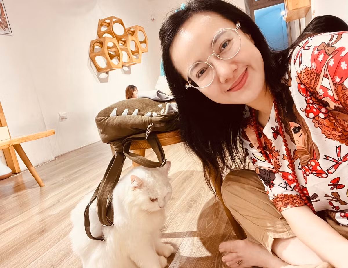 Vì đặc thù công việc nên thời gian của BTV Hoài Anh thường bị đảo lộn, phải thức khuya, ăn trễ. Do đó, việc chăm sóc bản thân rất quan trọng.