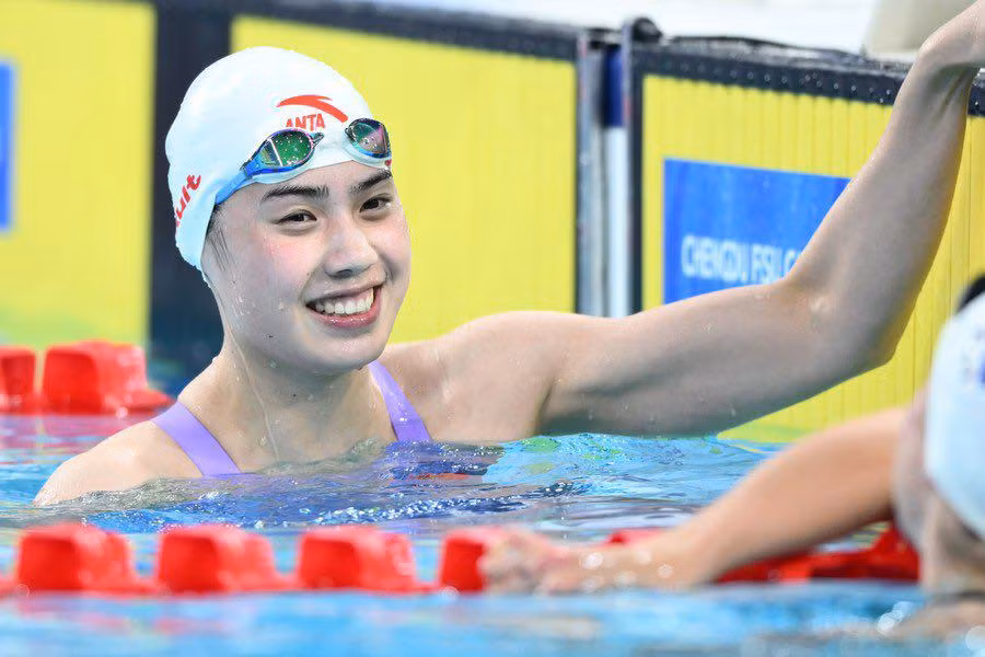 Đáng chú ý, trong ngày cuối cùng của môn bơi, Vũ Phi cán đích cự ly 50m bơi bướm với 25 giây 10, cô chính thức lập kỷ lục mới của Á vận hội.