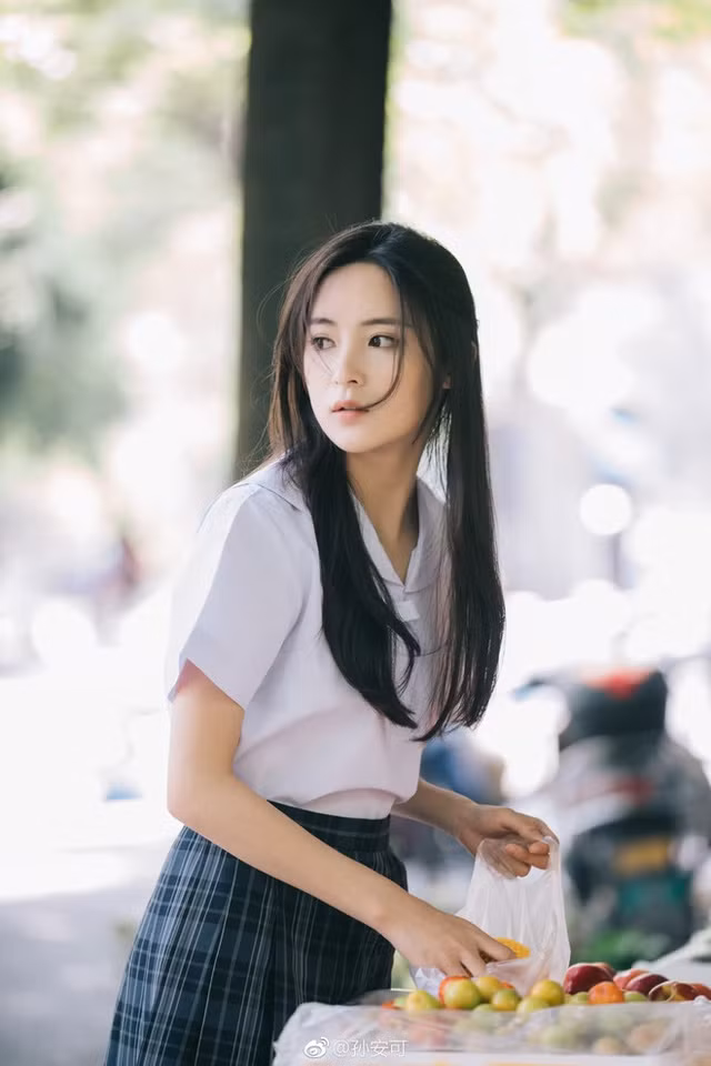 Được biết, trang cá nhân của Tôn Khả An có tới hàng trăm nghìn lượt theo dõi.