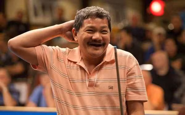 Ngoài chức vô địch Thế giới, Efren Reyes còn là nhà vô địch Derby City Classic 14 lần, hai lần vô địch World Cup và hai lần vô địch World Pool League, cùng với hàng trăm giải thưởng cá nhân lớn và nhỏ khác,...
