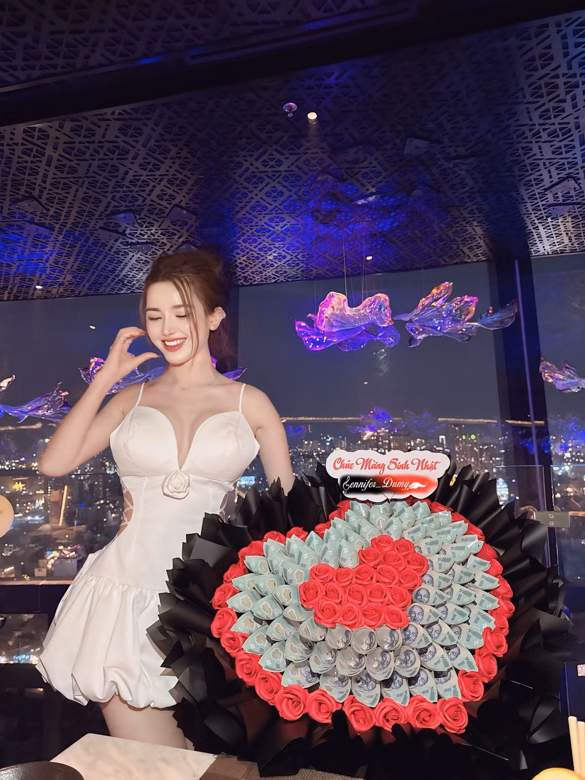 Mỹ Duyên truyền cảm hứng cho nhiều bạn nữ đam mê game, khẳng định rằng họ cũng có thể tỏa sáng trong thế giới mà trước đây thường chỉ gắn liền với các game thủ nam.
