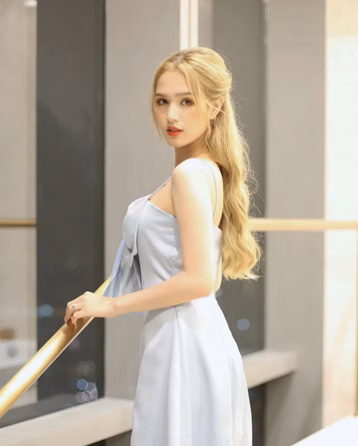 Ngoài ra Xoài Non còn tiết lộ, là vợ chồng nhưng cặp đôi vẫn tiền ai người ấy tiêu. "Chan với Hiếu là xài tiền riêng nhé. Không ai quản tiền của ai cả", cô nói.