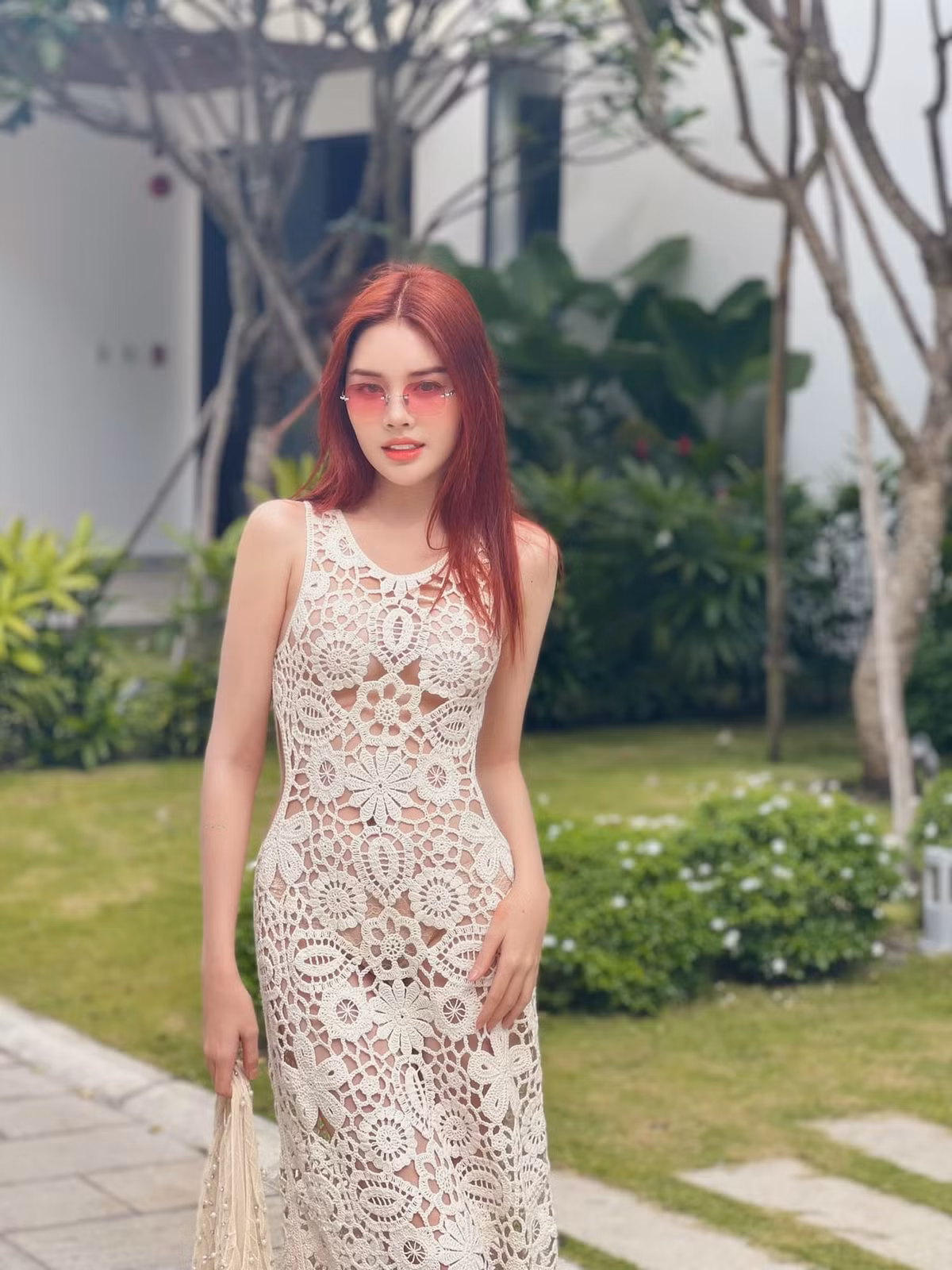 Đan Tiên được nhiều người nhận xét có gương mặt hao hao "quốc bảo showbiz Thái" - mỹ nhân nổi tiếng trong phim "Chiếc lá cuốn bay" Baifern Pimchanok.