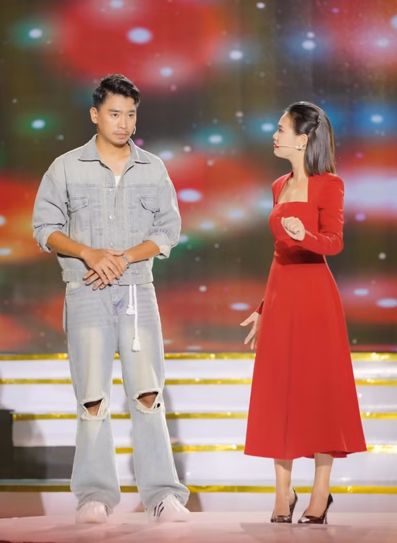 Thảo Uyên được đánh giá là một trong những gương mặt triển vọng của thế hệ MC tương lai. Sự nhanh nhạy, linh hoạt và đầy năng lượng đã giúp cô vượt qua mọi thử thách và tiến vào Top 16 của cuộc thi.