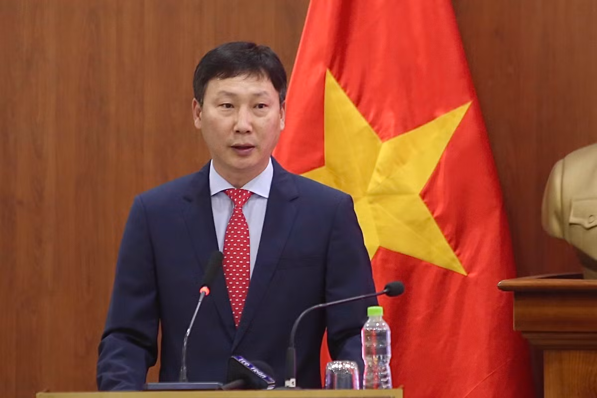 Tan HLV truong DTQG Viet Nam: 