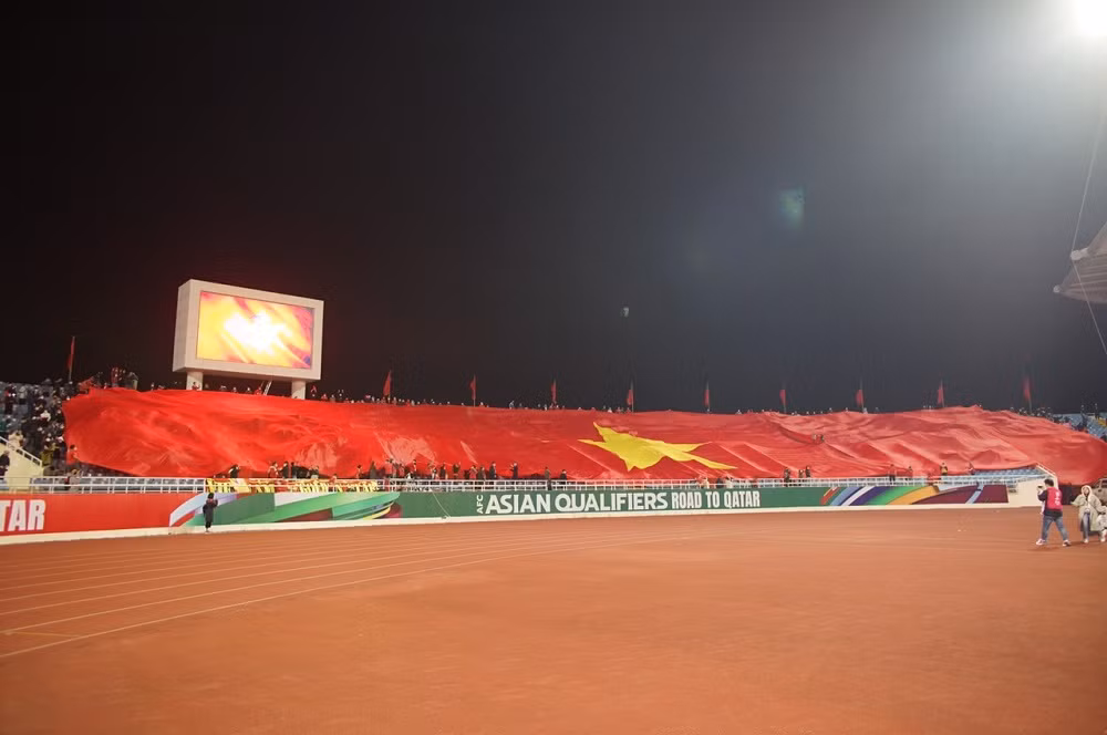 Ha dep Trung Quoc, doi tuyen Viet Nam li xi lon cho NHM-Hinh-11