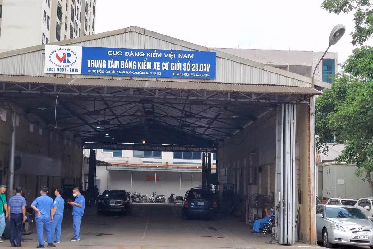 Cổ phần hóa trung tâm đăng kiểm, đề xuất điều chỉnh phí đăng kiểm Co phan hoa trung tam dang kiem, de xuat dieu chinh phi dang kiem
