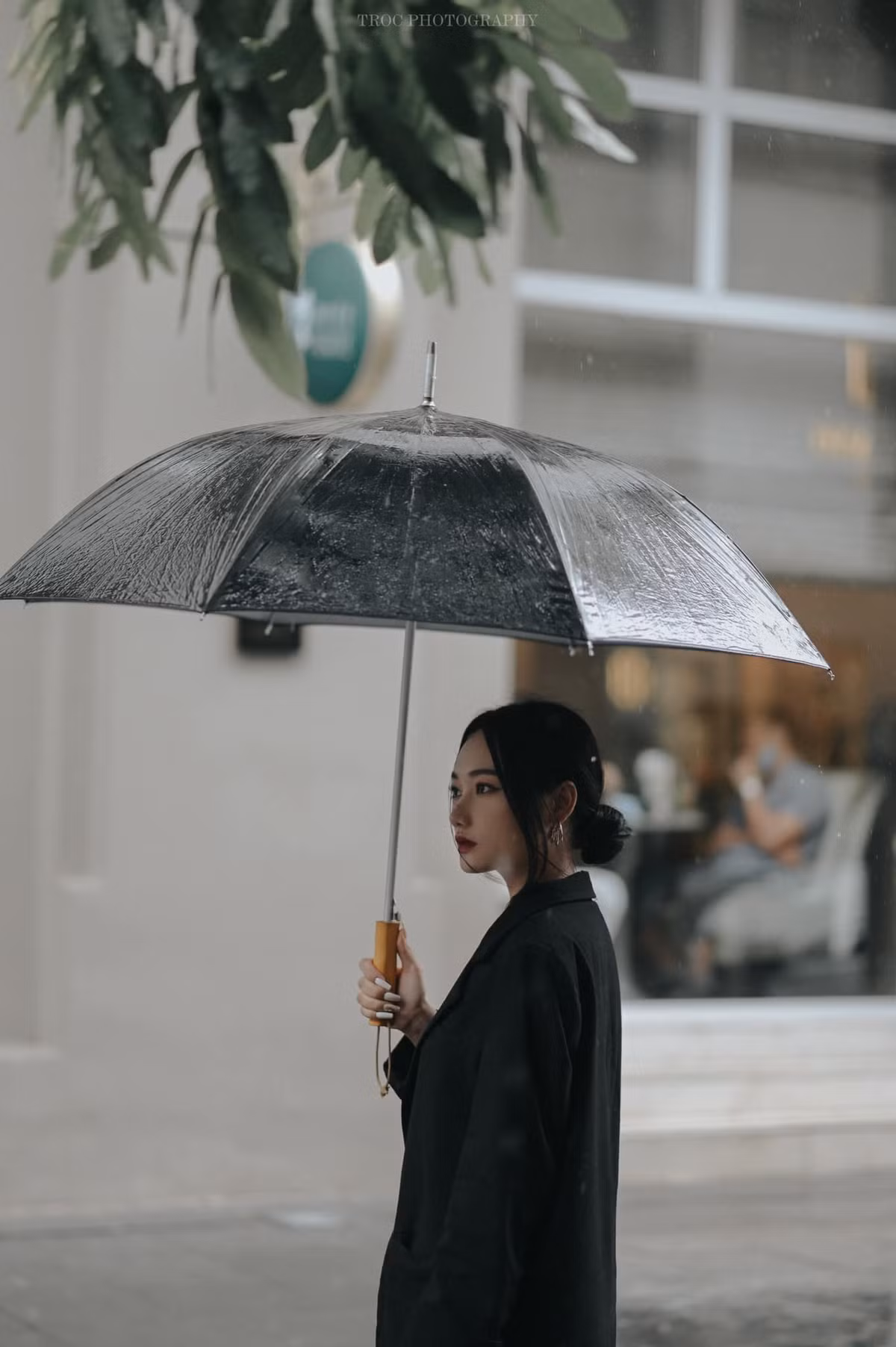 Dạ Thảo chia sẻ: "Đa phần mình không quá để tâm, nhưng nếu quá đà mình sẽ chặn tài khoản đó, xóa bình luận và những tin nhắn không hay. Có lẽ vì thế mà danh sách tài khoản chặn của mình khá nhiều".