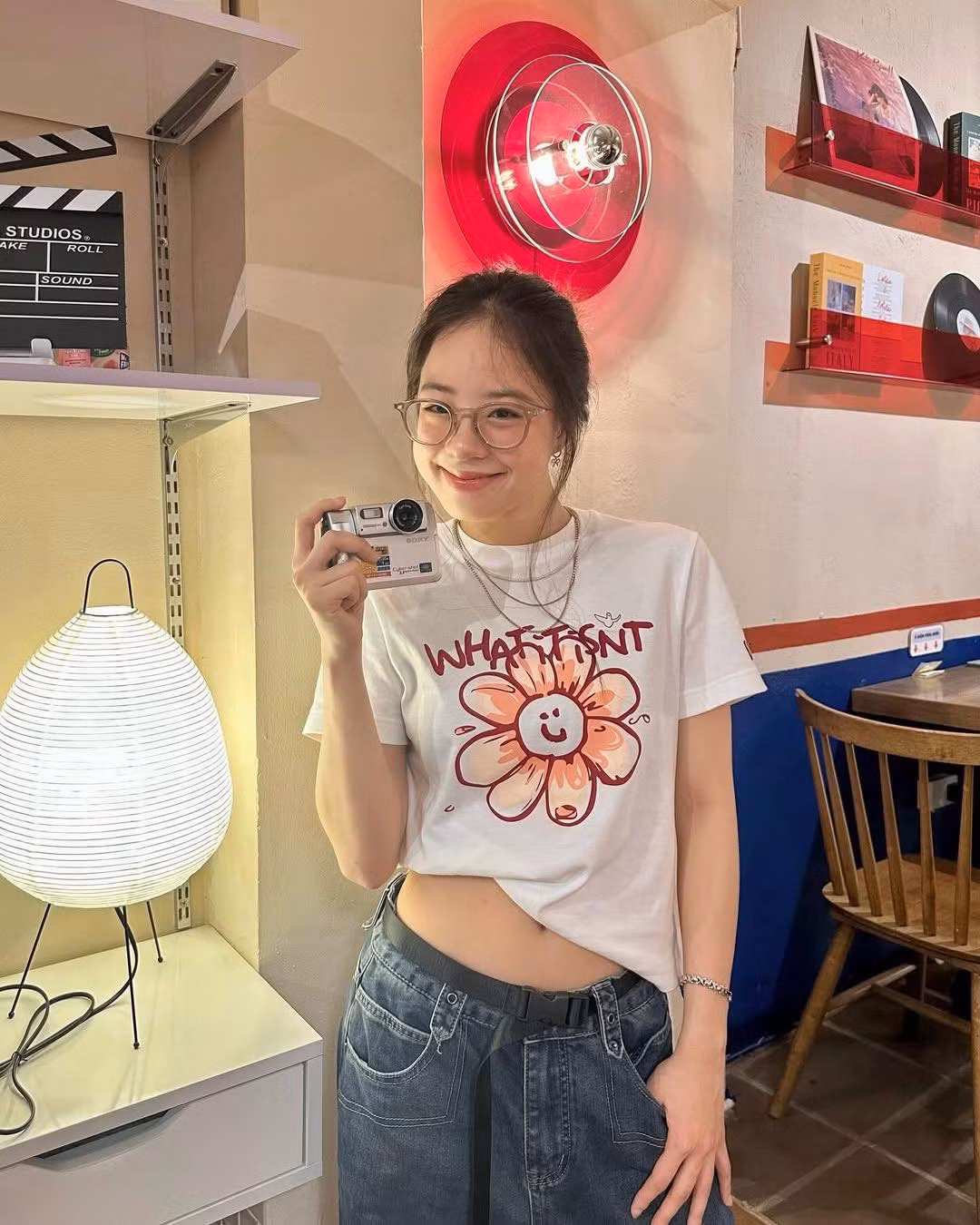 Trên MXH, Minga cũng nhận về sự quan tâm nhất định, được đánh giá là gương mặt tiềm năng.