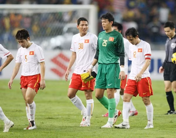 Goi Tan Truong len DTQG, HLV Park Hang Seo lieu co lieu?-Hinh-2