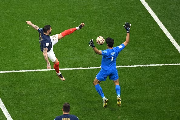Phap 2-0 Morocco: 