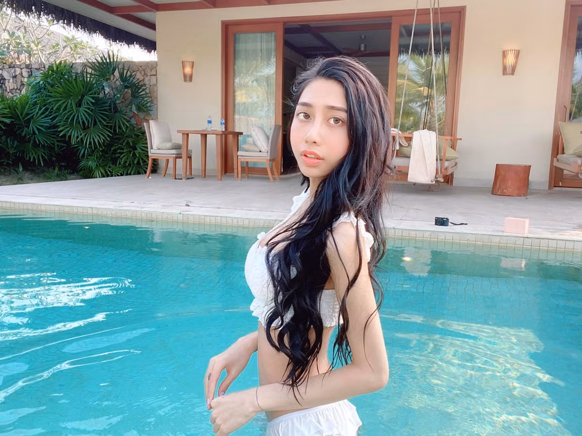 Netizen bày tỏ nhiều sự mến mộ với hình ảnh hiện tại của Shayne Trần. Ngoài ra, những ai hâm mộ cô nàng từ lâu cũng cảm giác bớt lo lắng khi được update cuộc sống hiện tại của cô nàng.