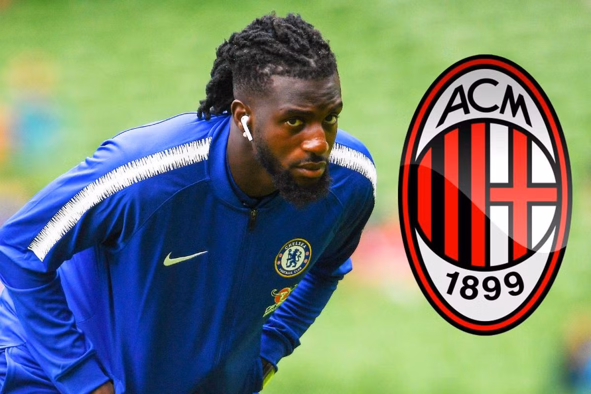 Chelsea đã đồng ý cho Napoli mượn tiền vệ Tiemoue Bakayoko. The Blues đã đàm phán với AC Milan và PSG về hợp đồng trị giá 30 triệu bảng cho tiền vệ người Pháp, trong đó có điều khoản mua đứt vào mùa hè tới.