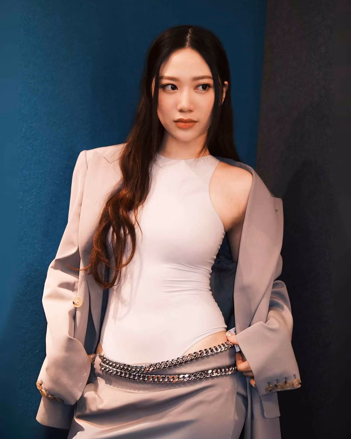 Với xuất thân danh giá bậc nhất Cbiz, Chân Tế Như được xem như 1 trong những ái nữ "ngậm thìa vàng" nhờ cuộc sống đág ngưỡng mộ.