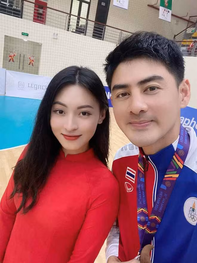 SEA Games 31 đã diễn ra vô cùng sôi nổi với các nội dung thi đấu hấp dẫn, kịch tính ở 11 tỉnh thành trên cả nước. Góp phần cho thành công của sự kiện này không thể không kể đến sự tham gia của hàng nghìn tình nguyện viên là các học sinh, sinh viên.