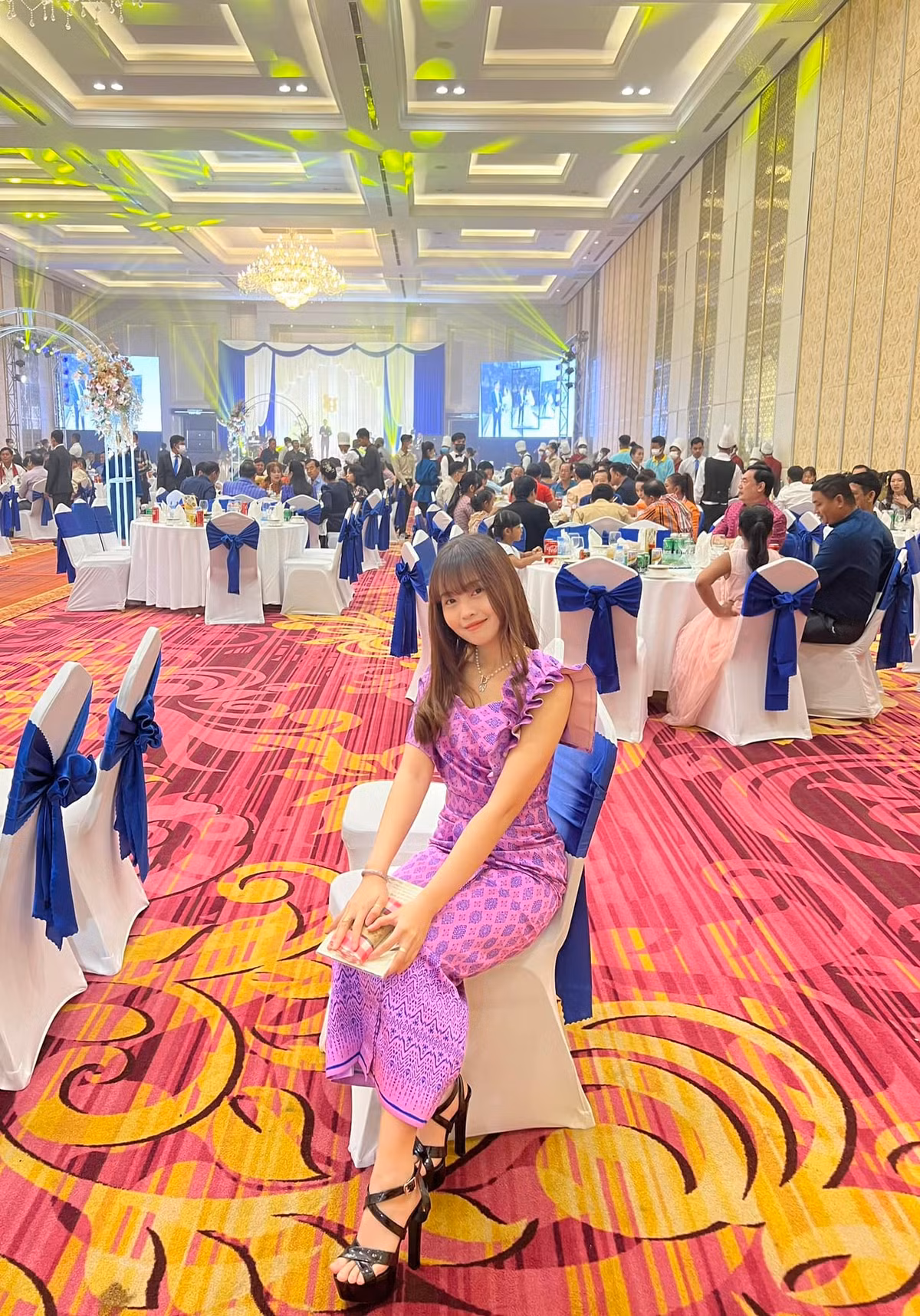 Trên trang cá nhân, nữ võ sĩ Lyna Chhoeung thường xuyên cập nhật những hình ảnh đời thường xinh đẹp của bản thân.