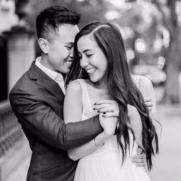 Hiện tại, dù cuộc sống ấm êm nhưng Mie vẫn nhất quyết giấu mặt con trai.