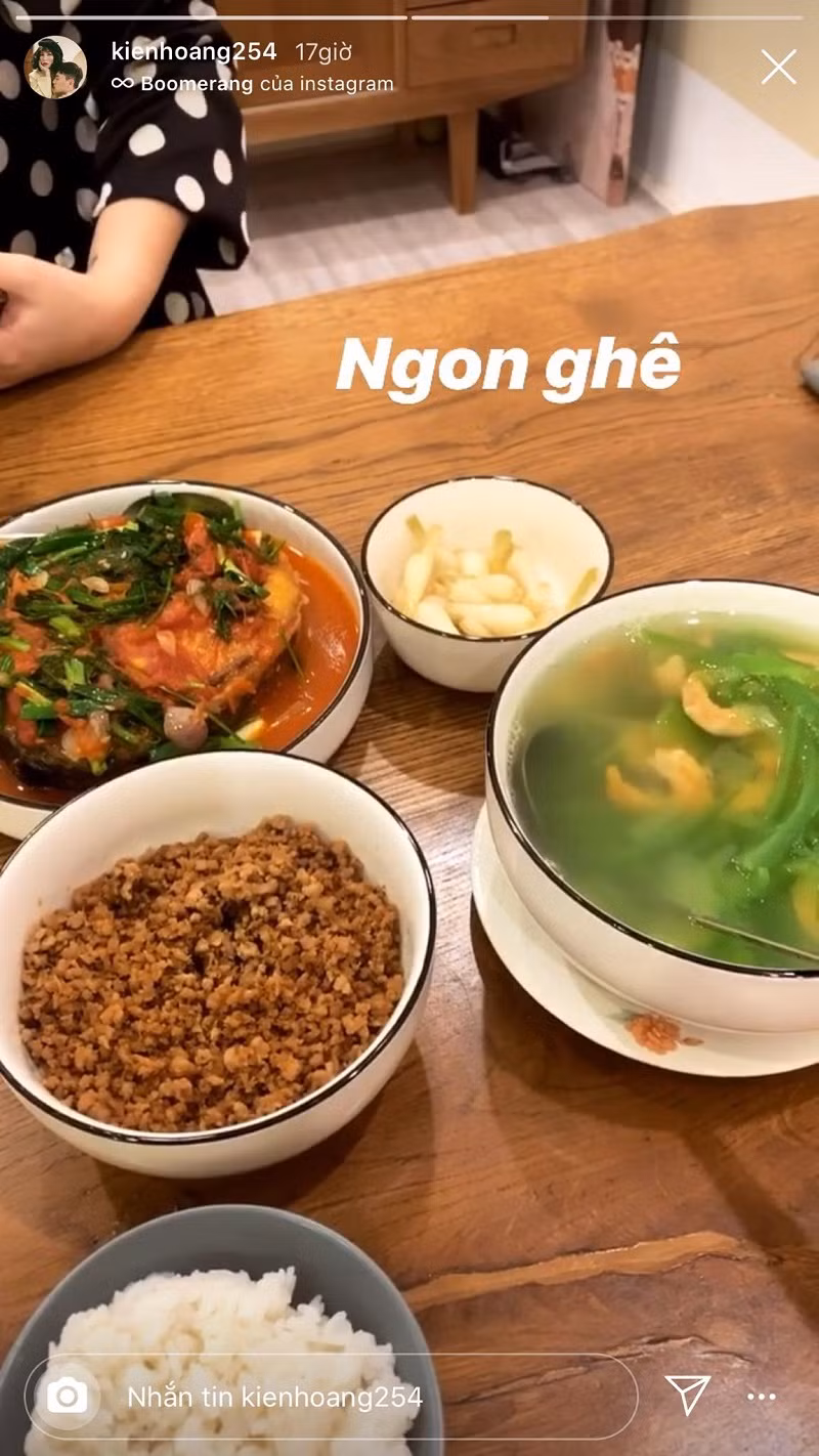 Tranh thủ ở nhà tránh dịch Covid-19, dàn trai xinh gái đẹp trổ tài vào bếp Tranh thu o nha tranh dich Covid-19, dan trai xinh gai dep tro tai vao bep