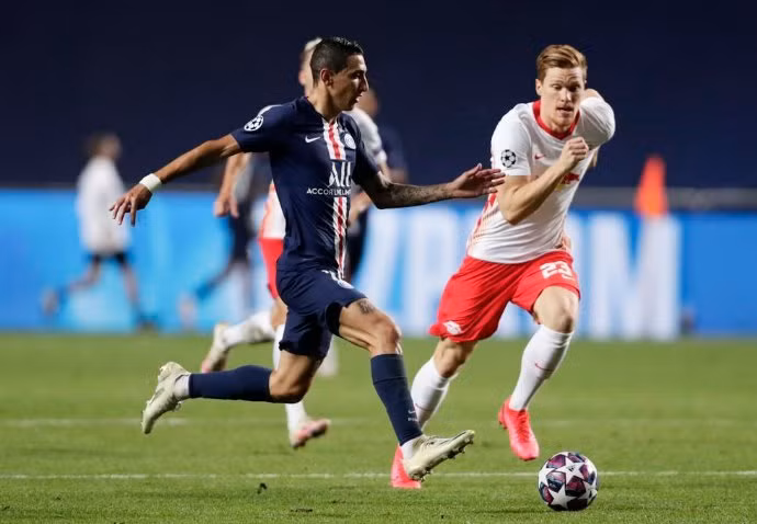 Lần đầu tiên lọt vào chung kết Champions League của PSG khiến mạng xã hội một phen bùng nổ. Hàng loạt những lời ngợi ca, tán dương đã được dành tặng cho Neymar cùng các đồng đội.