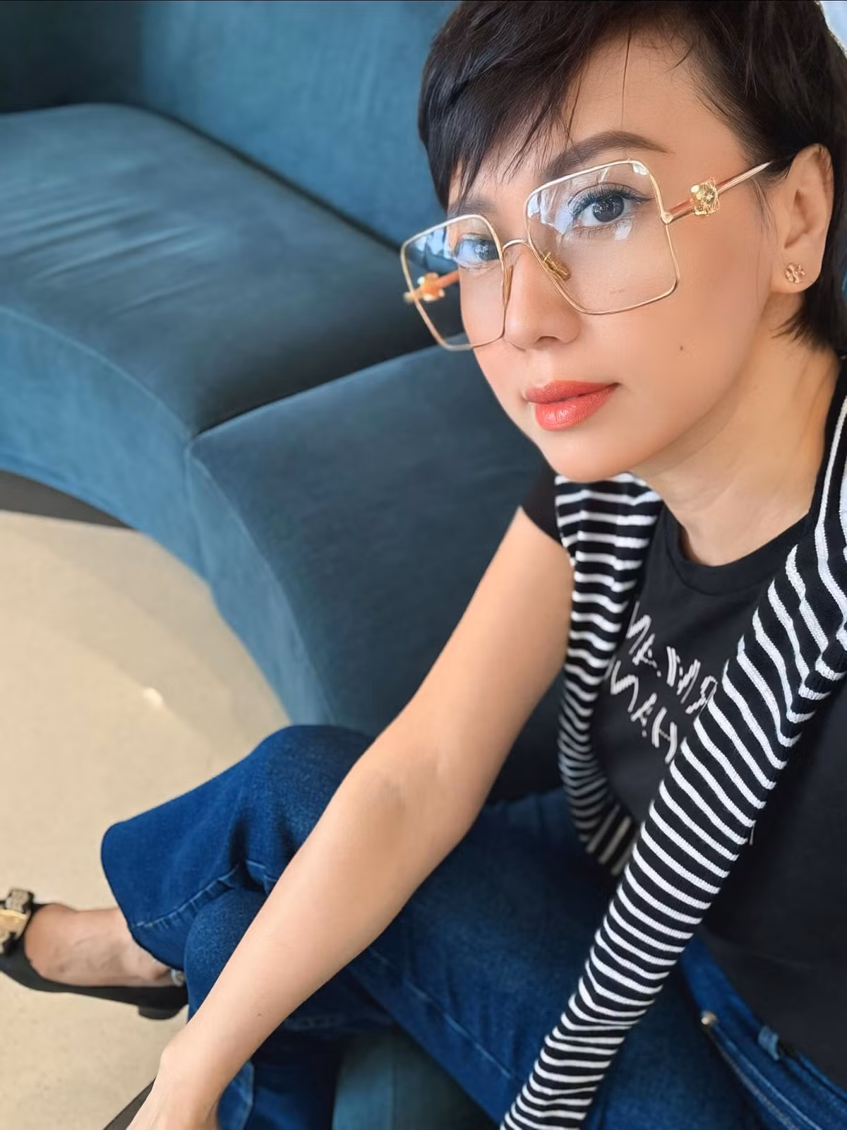 Đến thăm nhà của con rể và con gái, bà Mai Đoàn thoải mái vui đùa cùng nhóc tỳ Minh Đăng (biệt danh bé Lúa) - con trai đầu lòng của Văn Hậu và Hải My.