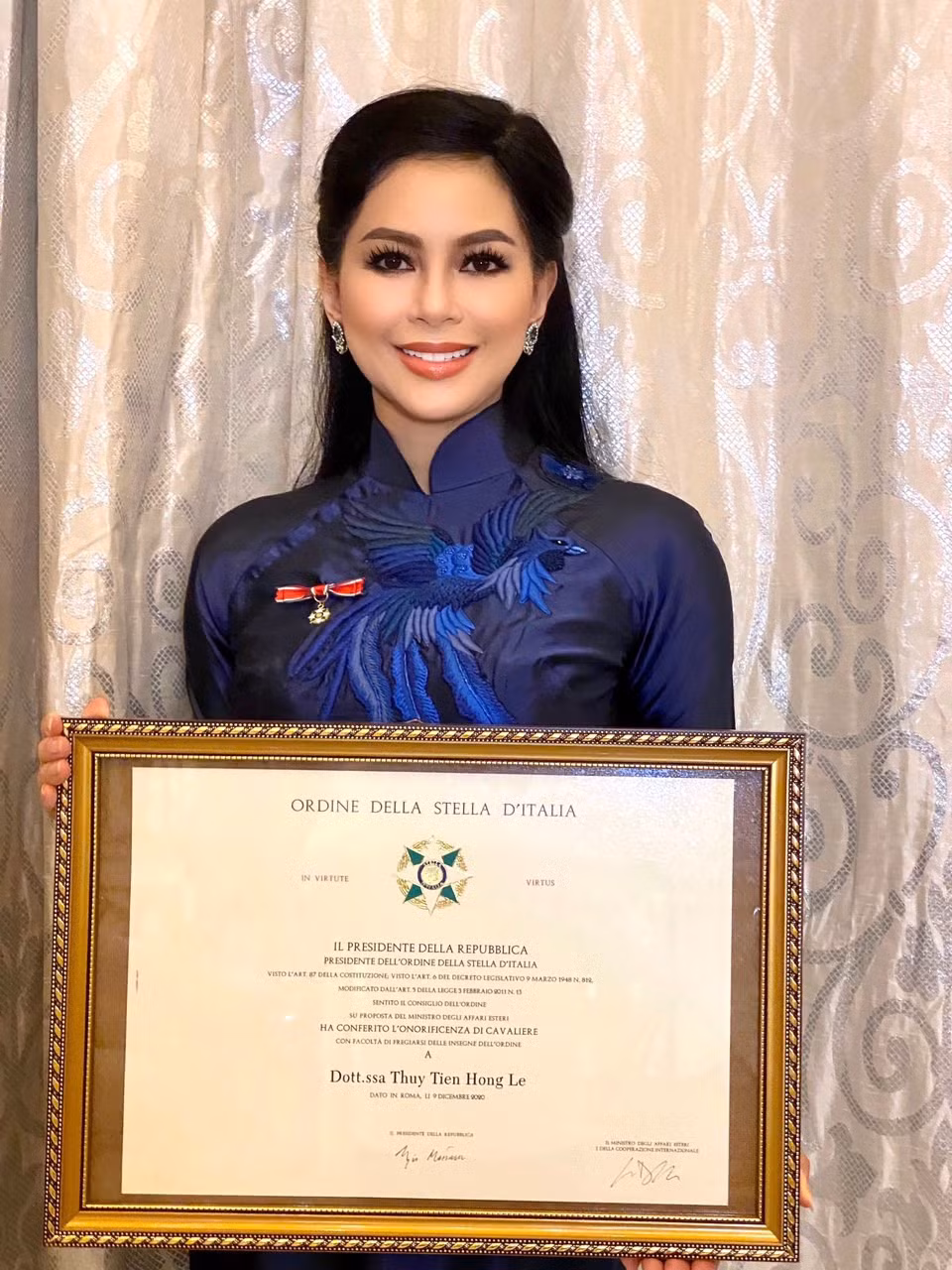 Sau thành công đó, bà Thuỷ Tiên tiếp tục góp mặt trong nhiều bộ phim khác và ghi dấu ấn nhất định. Đang trên đỉnh cao sự nghiệp, người phụ nữ quyền lực này lựa chọn dừng diễn xuất, rẽ hướng sang làm tiếp viên hàng không. Đây cũng là bước ngoặt quan trọng trong cuộc đời, giúp bà gặp được ông Johnathan Hạnh Nguyễn.