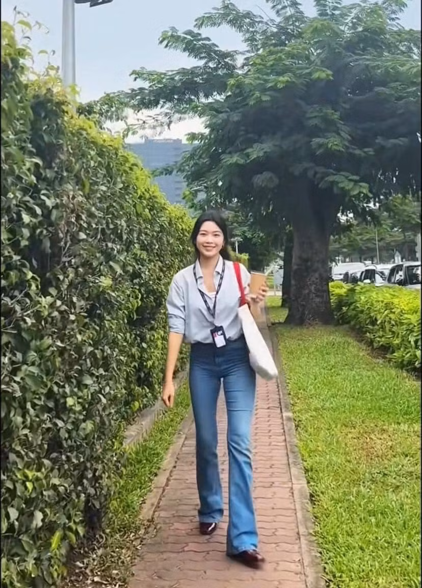 Con gái Quyền Linh cũng thường xuyên cập nhật những khoảnh khắc đời thường lên các trang mạng xã hội.