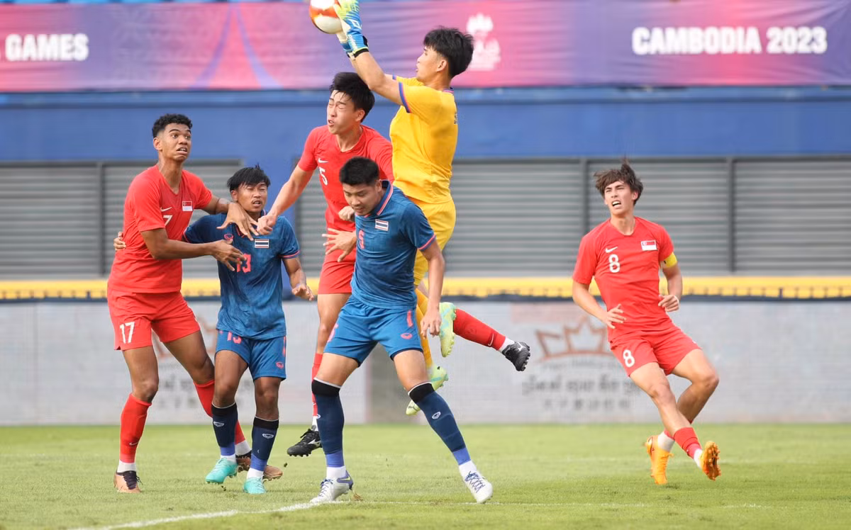 Thang Singapore, U22 Thai Lan the hien suc manh vuot troi-Hinh-4