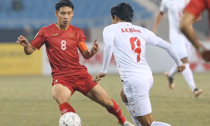 Viet Nam 3-0 Myanmar: 