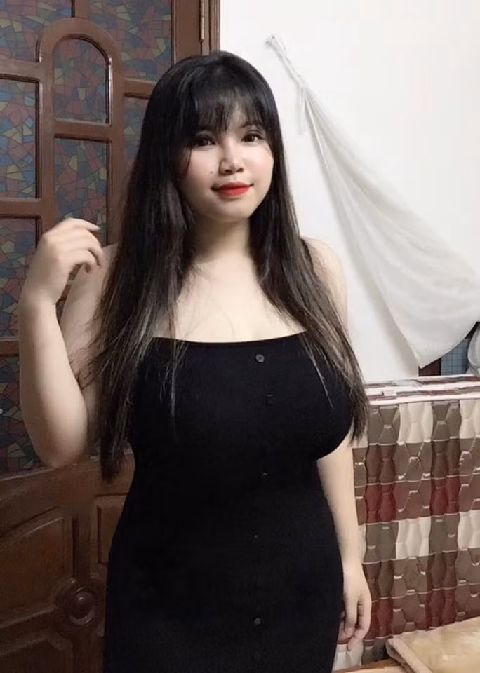 Theo lời kể của Thu Trang bức ảnh đã được lên concept và chụp khá lâu về trước, chỉ là bây giờ mới đăng lên.