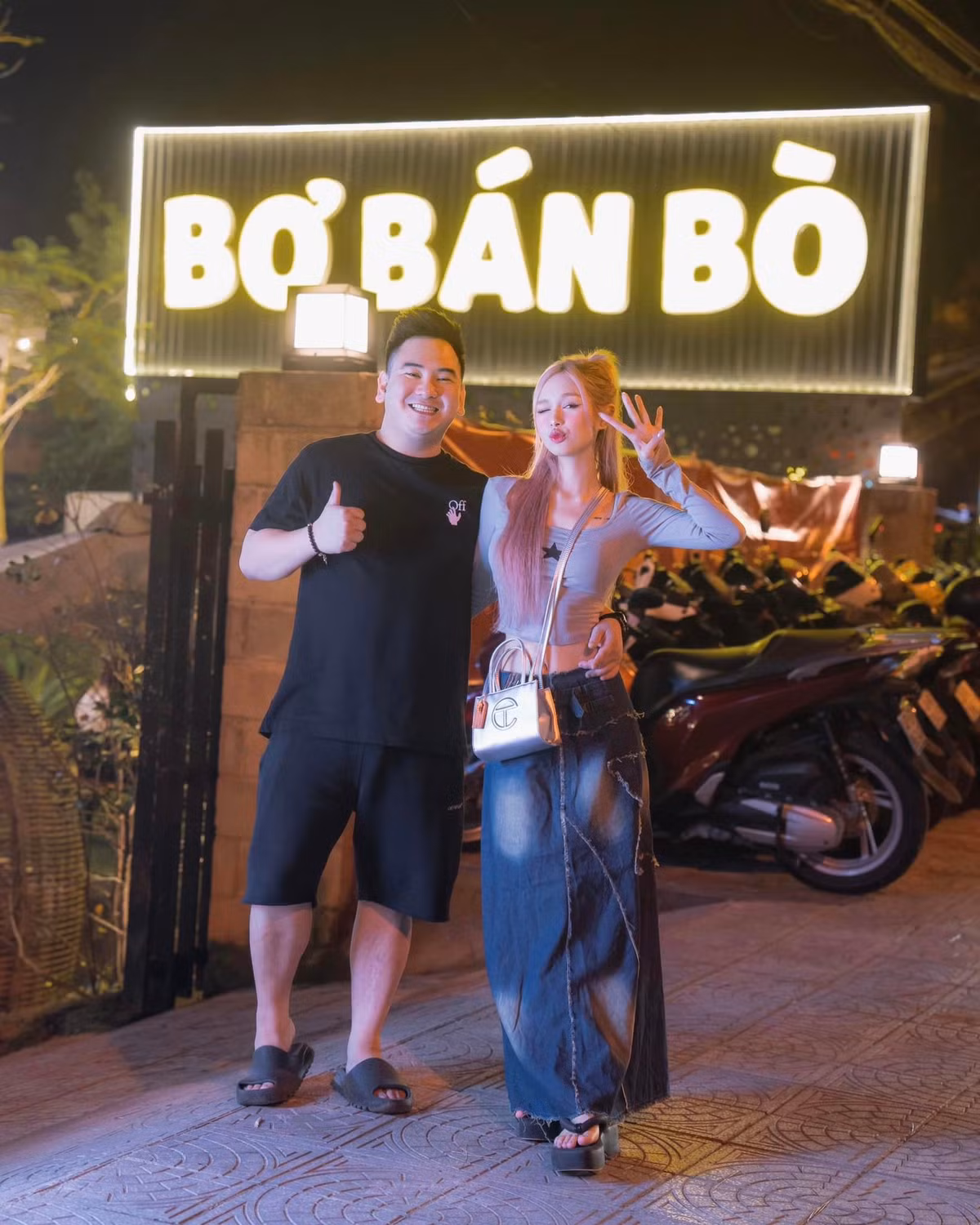 Chia sẻ này của Xoài Non cho thấy cô nàng đã rất tháo vát, có thể tự kiếm tiền tiêu vặt từ khi còn đi học.