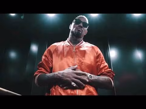 Kevin Prince Boateng cũng là giới đình đám trong giới cầu thủ có sự nghiệp rap đáng nể. Năm 2018, tuyển thủ ngươi Ghana bắt đầu với hành trình vào người chơi hệ hiphop với nghệ danh Prince $$ (Prince tiền tỷ).
