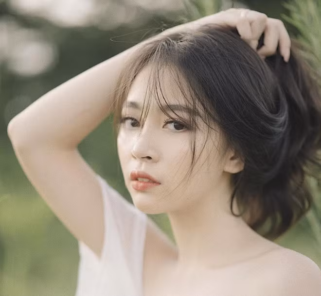 Sau thời gian du học ở Anh, Diệu Linh cho biết cô thấy mình trưởng thành và biết tự lập hơn. “Điều thay đổi lớn nhất trong con người mình là suy nghĩ và hành động.