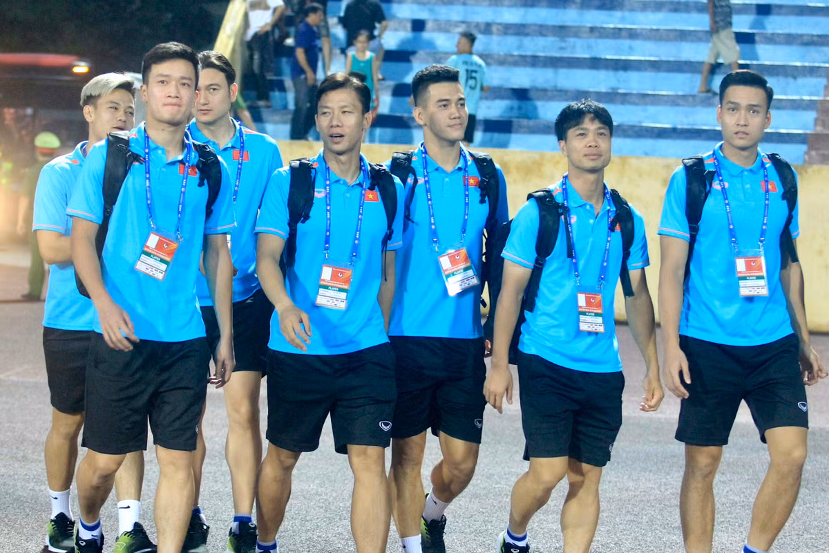 Thang Palestine, tuyen Viet Nam noi dai chuoi bat bai duoi trieu dai Troussier-Hinh-12