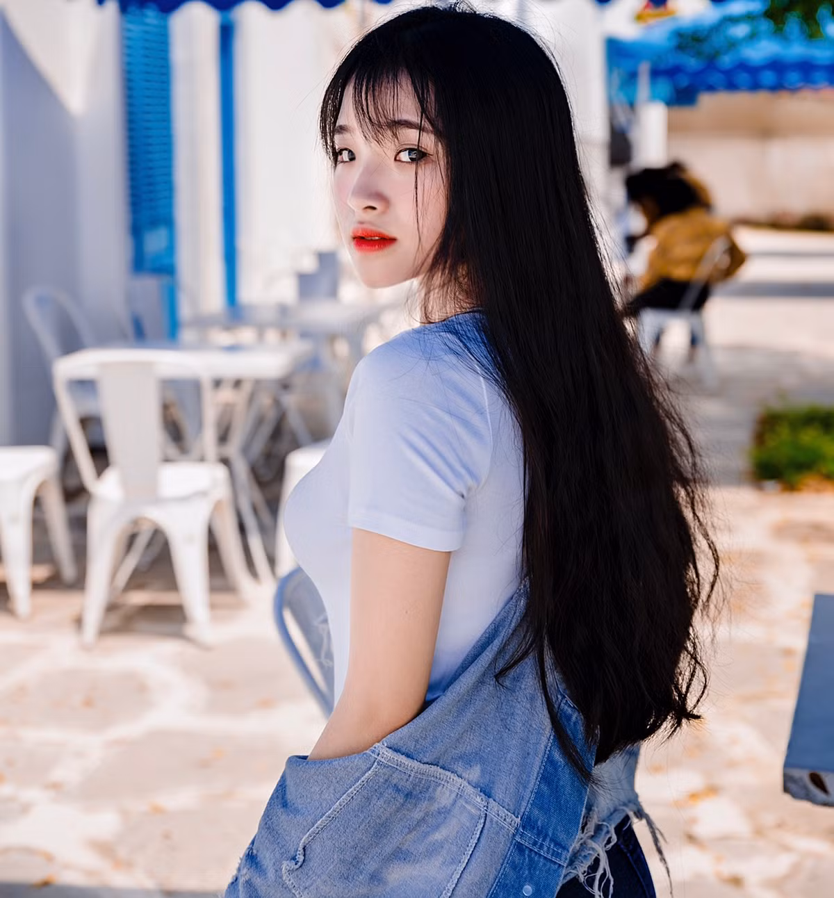 Ngoài ra, Bảo Trân còn thử sức với công việc “tay trái” là người mẫu ảnh tự do.