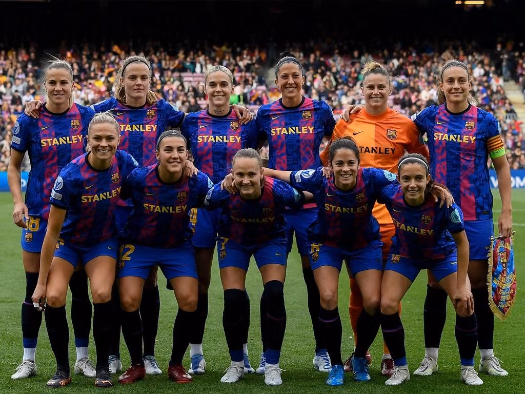 Barcelona là CLB có nhiều cầu thủ dự giải nhất với 18 người, thuộc đội tuyển Brazil, Anh, Italy, Nigeria, Na Uy, Tây Ban Nha, Thuỵ Điển và Thuỵ Sĩ.