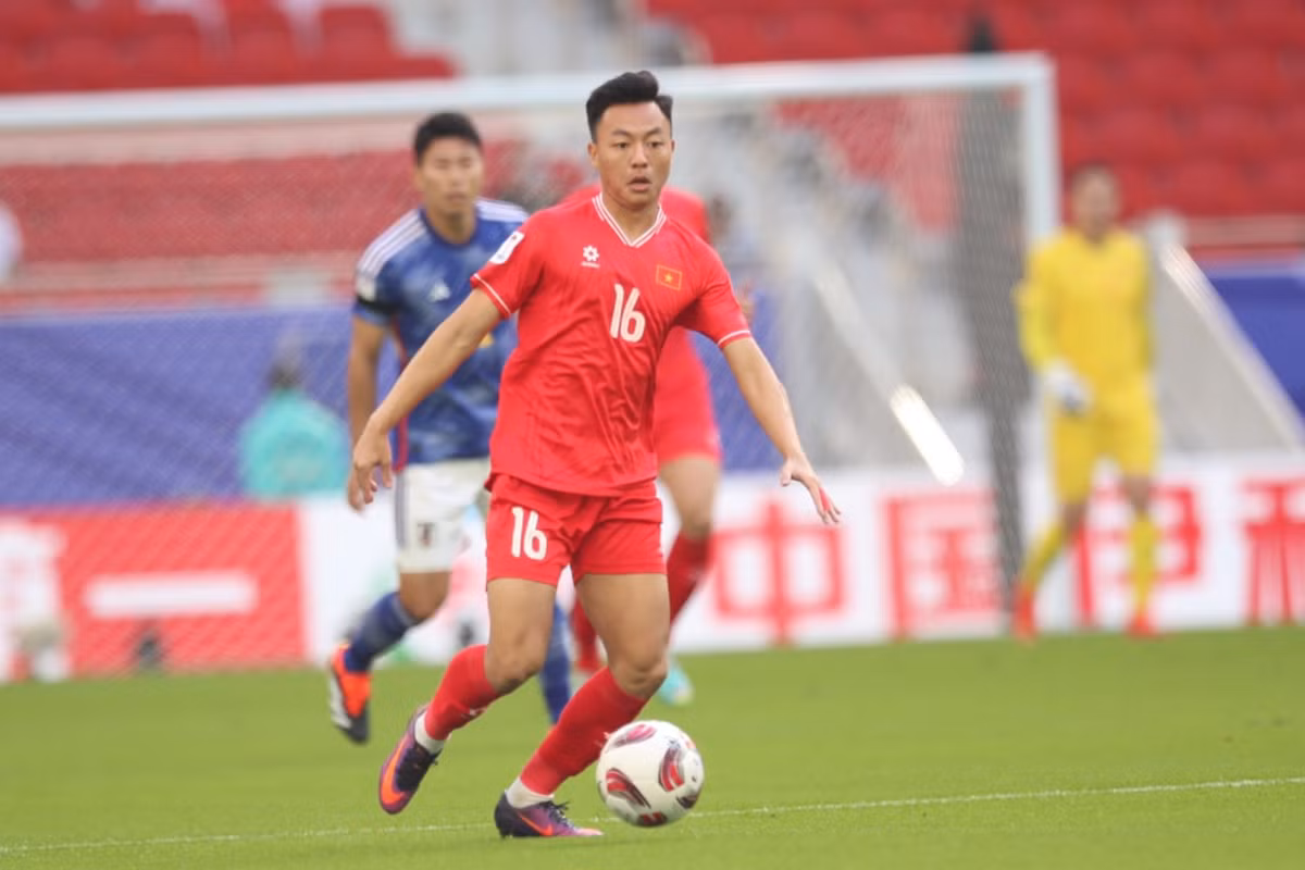 DT Viet Nam 2 - 4 Nhat Ban: Thay tro HLV Troussier xung dang nhan loi khen-Hinh-3
