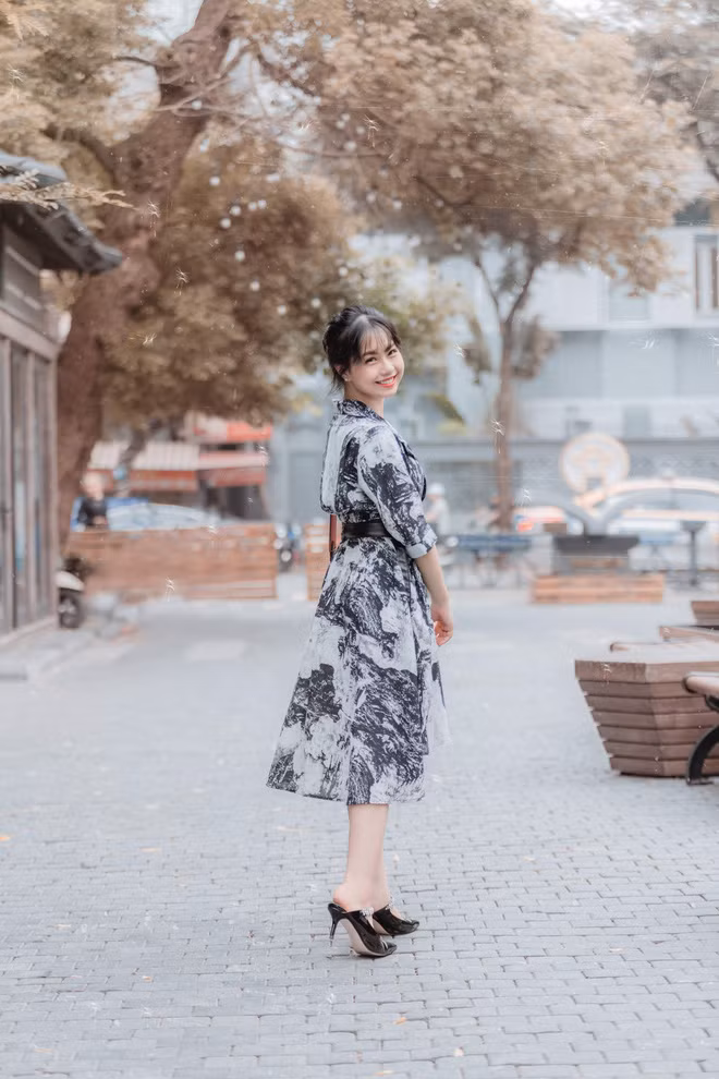 Cụ thể, Ngọc Ánh cho hay: "Lúc lên xem các diễn đàn và page, mình cảm thấy rất vui vì nhận được sự quan tâm và yêu quý không chỉ từ anh chị em, bạn bè của mình, từ những người bạn đã cùng tham gia hoạt động Đoàn trong suốt những năm tháng sinh viên cùng mình, mà còn từ các bạn sinh viên trong trường, những bạn đã từng là học sinh của mình. Mình cảm thấy rất hạnh phúc và muốn gửi lời cảm ơn tới mọi người."