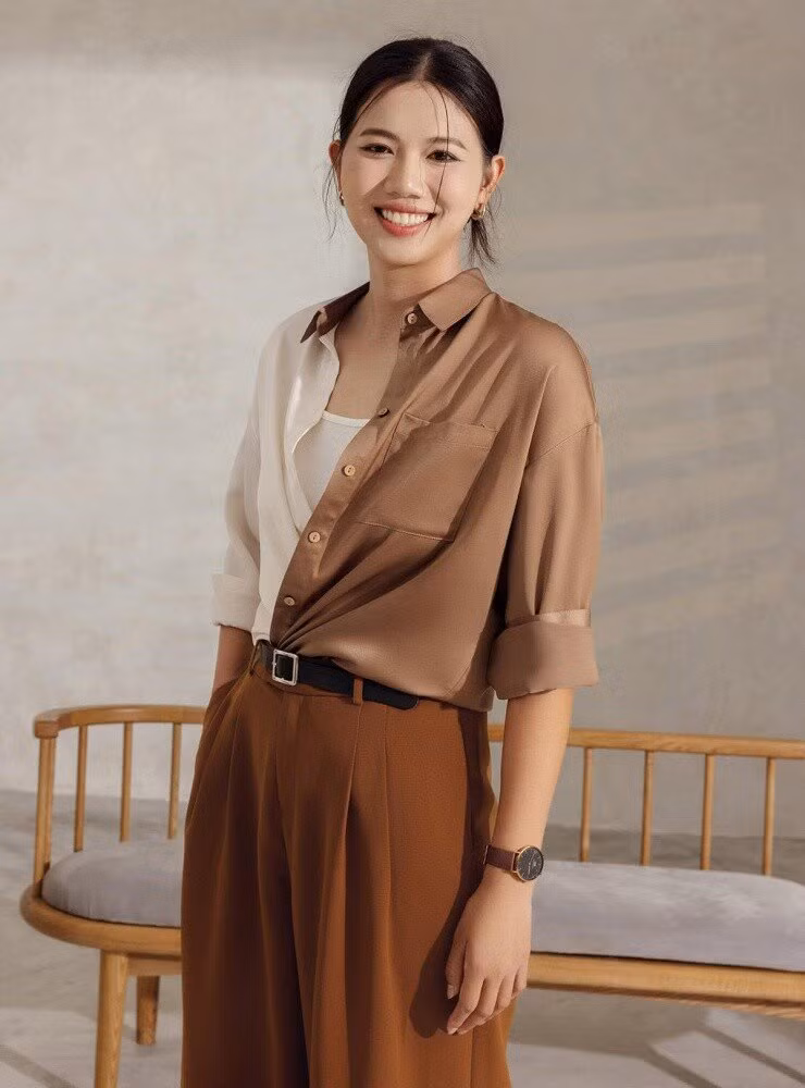 Dù không còn thi đấu, song tên tuổi của Ánh Viên vẫn luôn thu hút sự chú ý. Kể từ năm 2024, công chúng nhận thấy Ánh Viên có nhiều sự thay đổi về nhan sắc, cô trở nên xinh đẹp và rạng rỡ hơn, tham gia ở nhiều sự kiện giải trí.