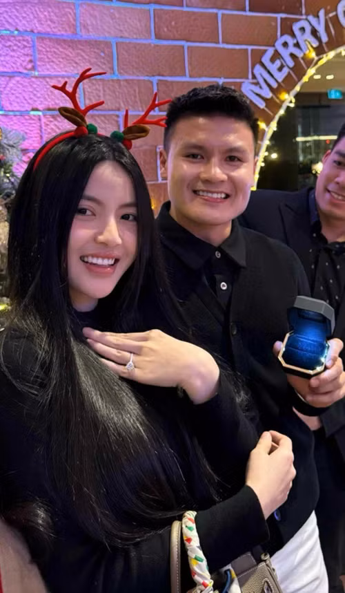 Chu Thanh Huyền từng tiết lộ vai trò của Quang Hải trong việc đồng hành cùng cô vượt qua những sóng gió từ dư luận.