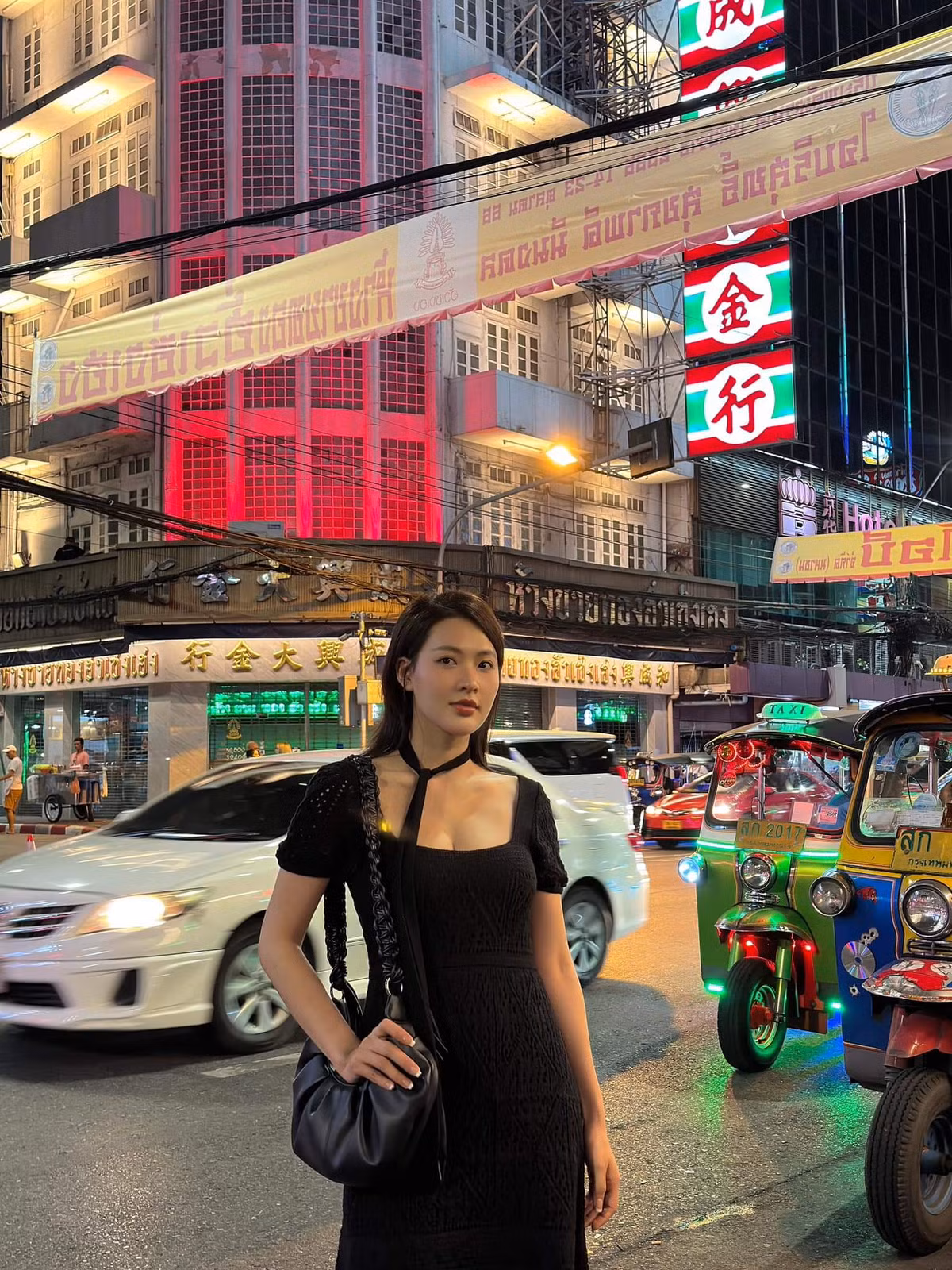 Minh Trang sở hữu nét đẹp trong trẻo, thanh thuần cùng vóc dáng cân đối và chiều cao 1m70.