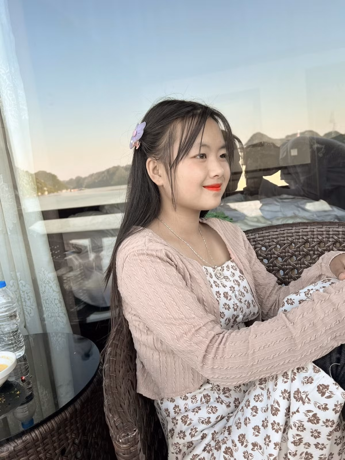 Dẫu có nhiều ý kiến trái chiều nhưng từ những hình ảnh, video TikTok hay Facebook, có thể thấy, Phúng Phính Hà Giang vẫn vui vẻ, lạc quan đón nhận những sự thay đổi từ cuộc sống.