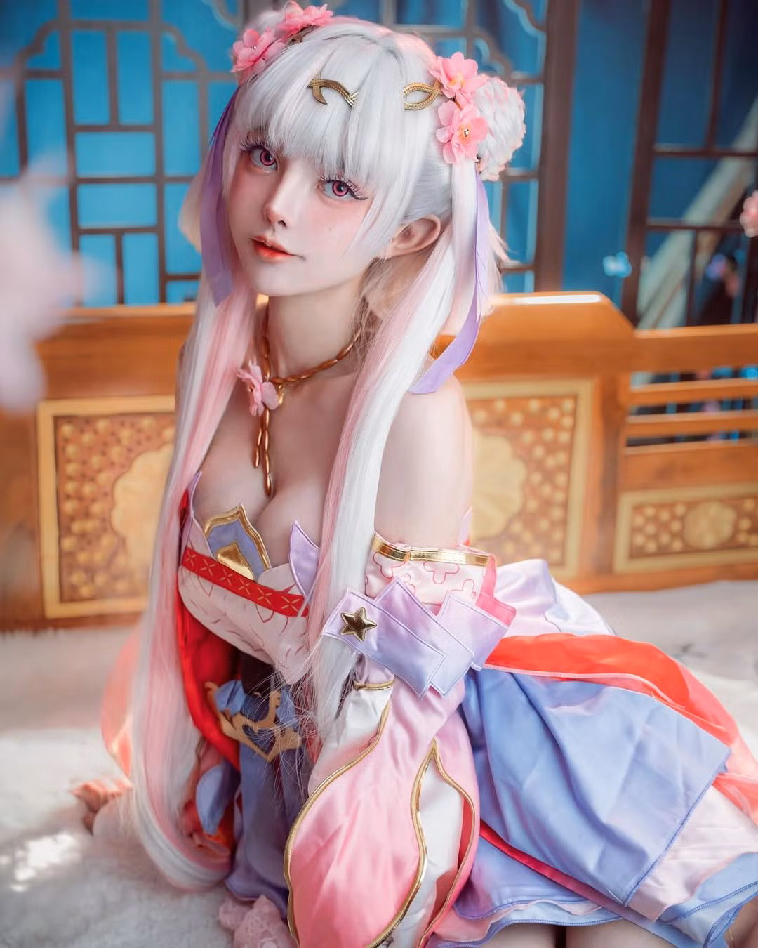 Không giống với các “idol” khác, Le Josette sở hữu thân hình cực kỳ nhỏ nhắn, giống với một thiên thần tí hon mỗi khi cô nàng xuất hiện.