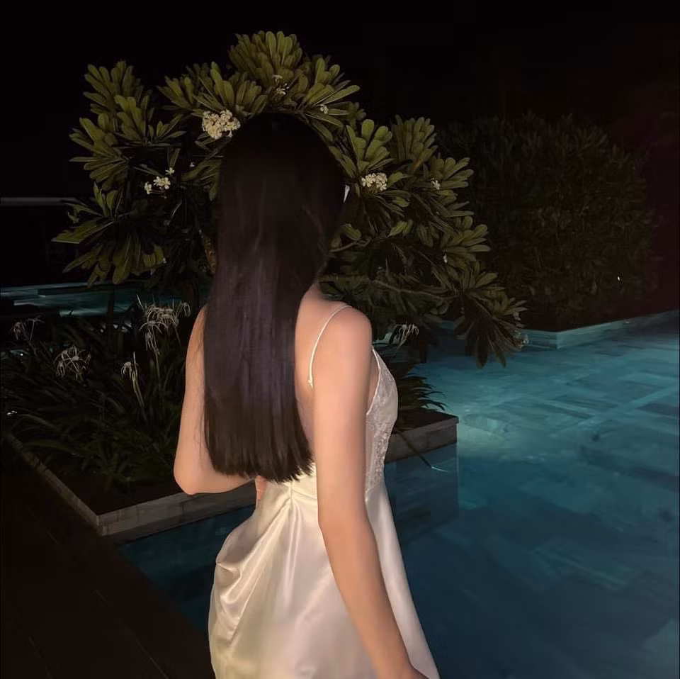 Hot girl Jun Vũ có thân hình cân đối, giúp cô dễ dàng chinh phục được nhiều phong cách thời trang.