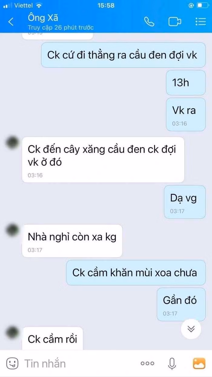 Đăng kèm thông tin trên là rất nhiều ảnh chụp màn hình tin nhắn được cho là của cặp đôi khiến dân mạng xôn xao.