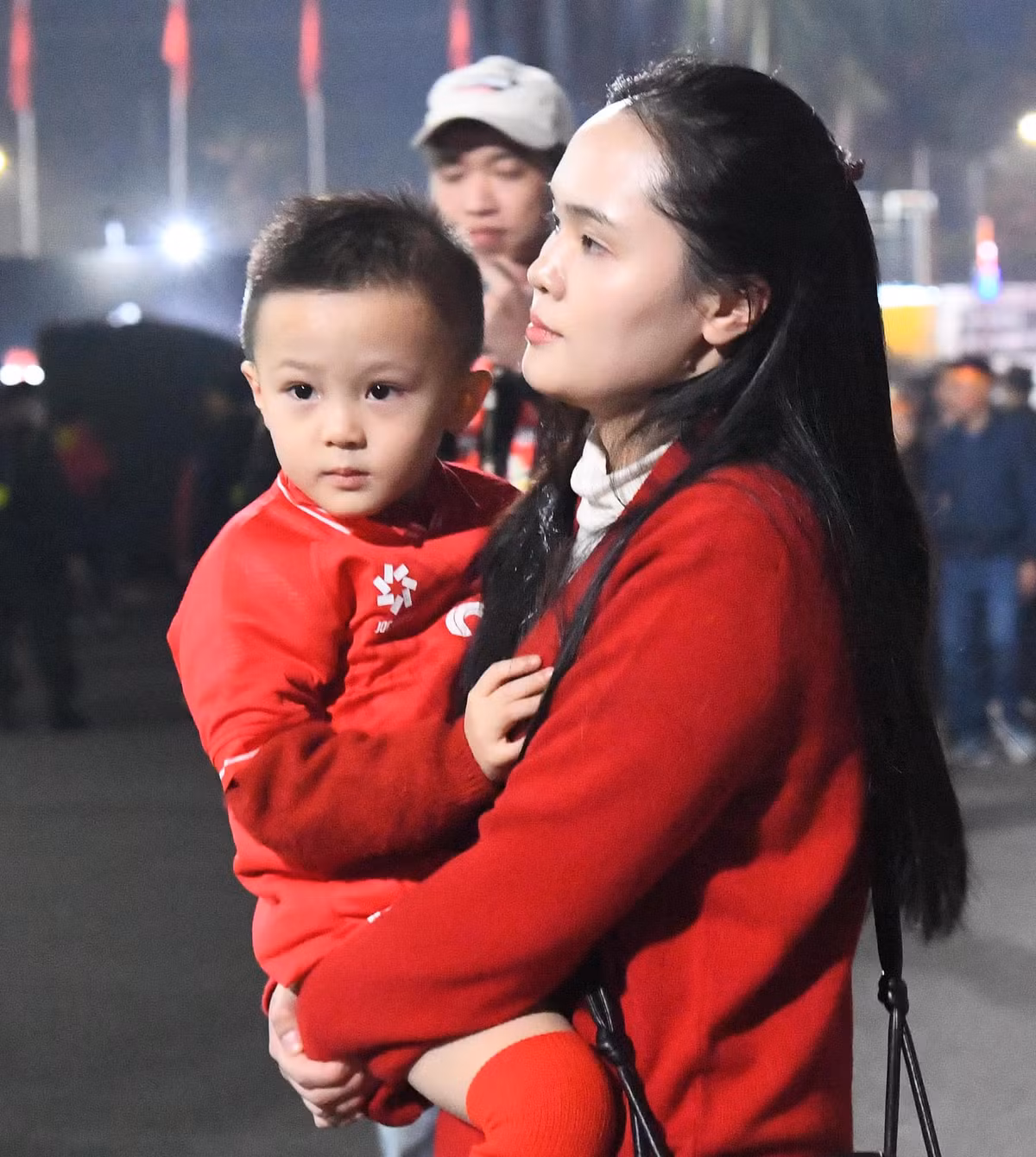 Nhan sắc "công chúa béo" Quỳnh Anh và bé Ú được chụp tại SVĐ Việt Trì.