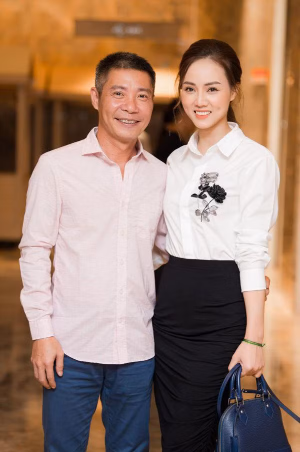 Bức ảnh thời trẻ của nam diễn viên Công Lý được lan truyền trên mạng xã hội mới đây đã khiến nhiều người rất bất ngờ.