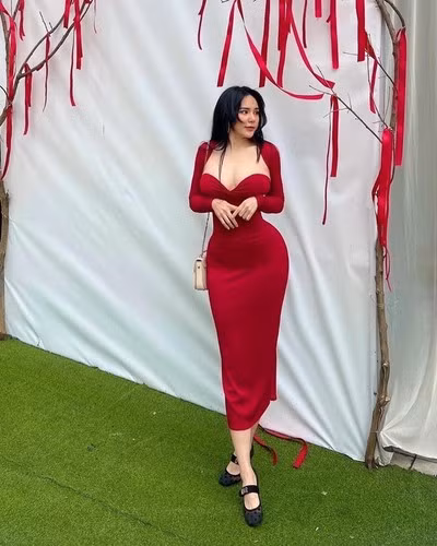 Trước khi có được thân hình săn chắc như hiện tại, hot girl phòng gym quê Vĩnh Phúc từng là người khá gầy gò.