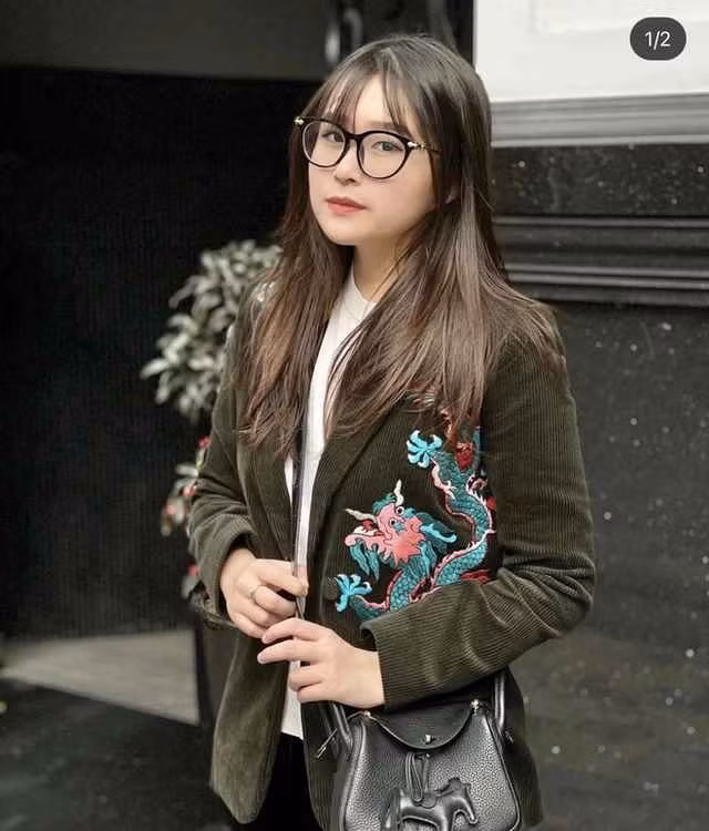 Chao cũng nhận nhiều lời khen vì sự tự lập, trưởng thành cả về ngoại hình lẫn suy nghĩ, quan điểm cá nhân.