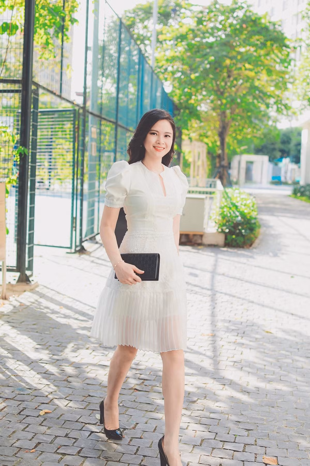 Trong suốt thời gian làm nghề, BTV Khánh Ly luôn ý thức việc trau dồi kiến thức, nghiên cứu thêm để hiểu được nền kinh tế đang được vận hành như thế nào, các chính sách, pháp luật kinh tế hiện nay ra sao…